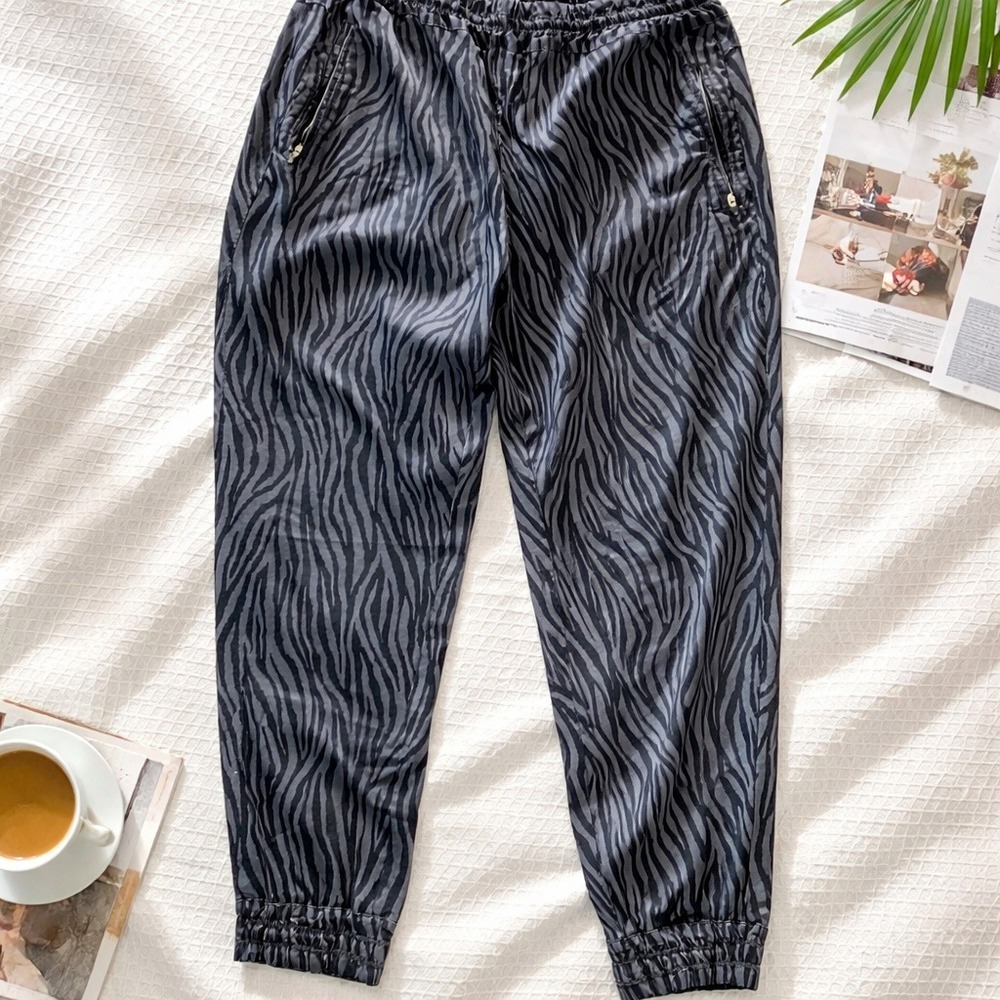 Tommy Bahama Island Zone M Womens Pants Zebra Print Elastic Waist Joggers Medium